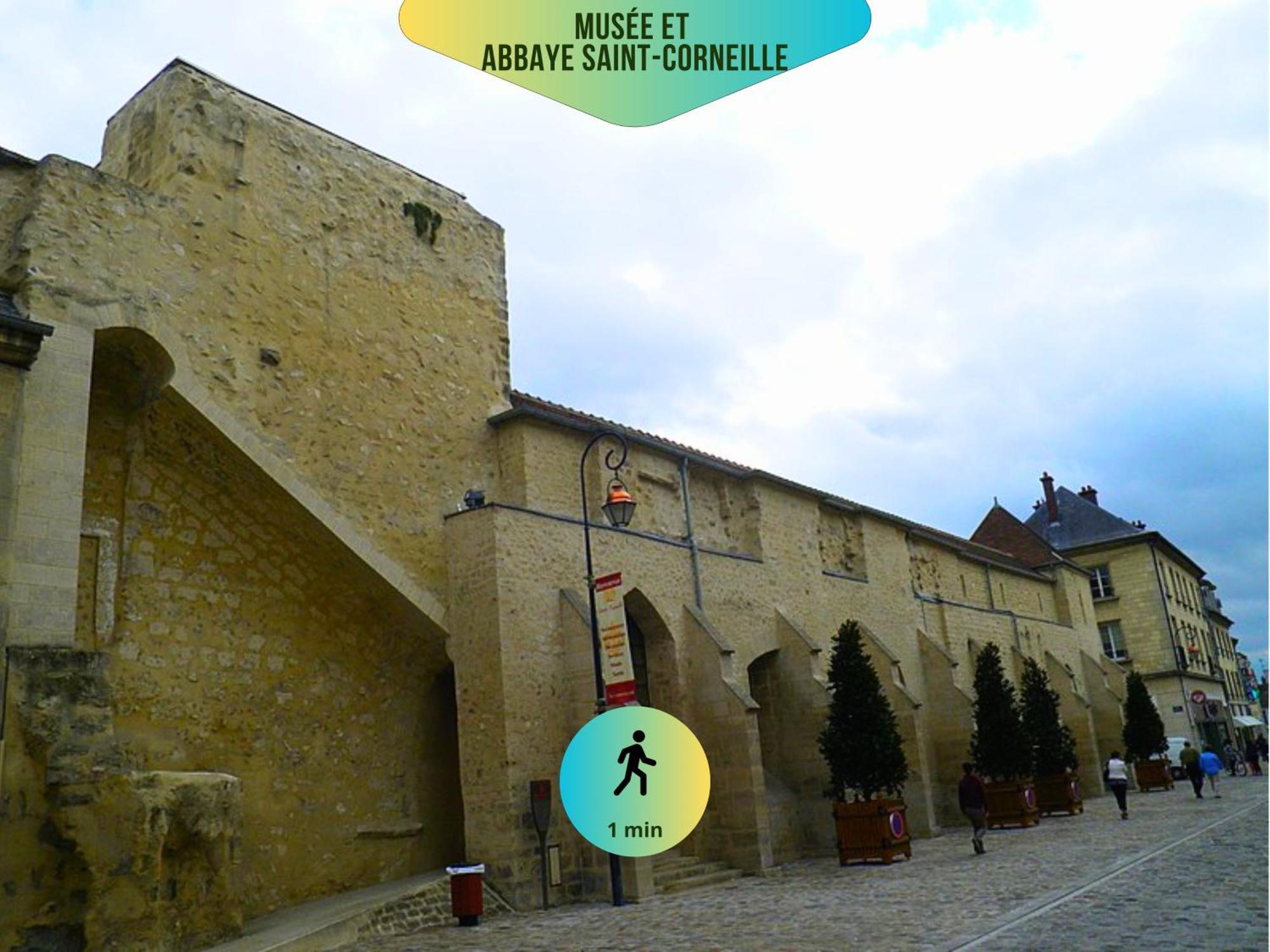 Le Corneille - Ideal Pros & Couples - Centre Historique - Chateau 5Min - Gare 10Min - Au Calme - Fibre Compiègne Exteriör bild